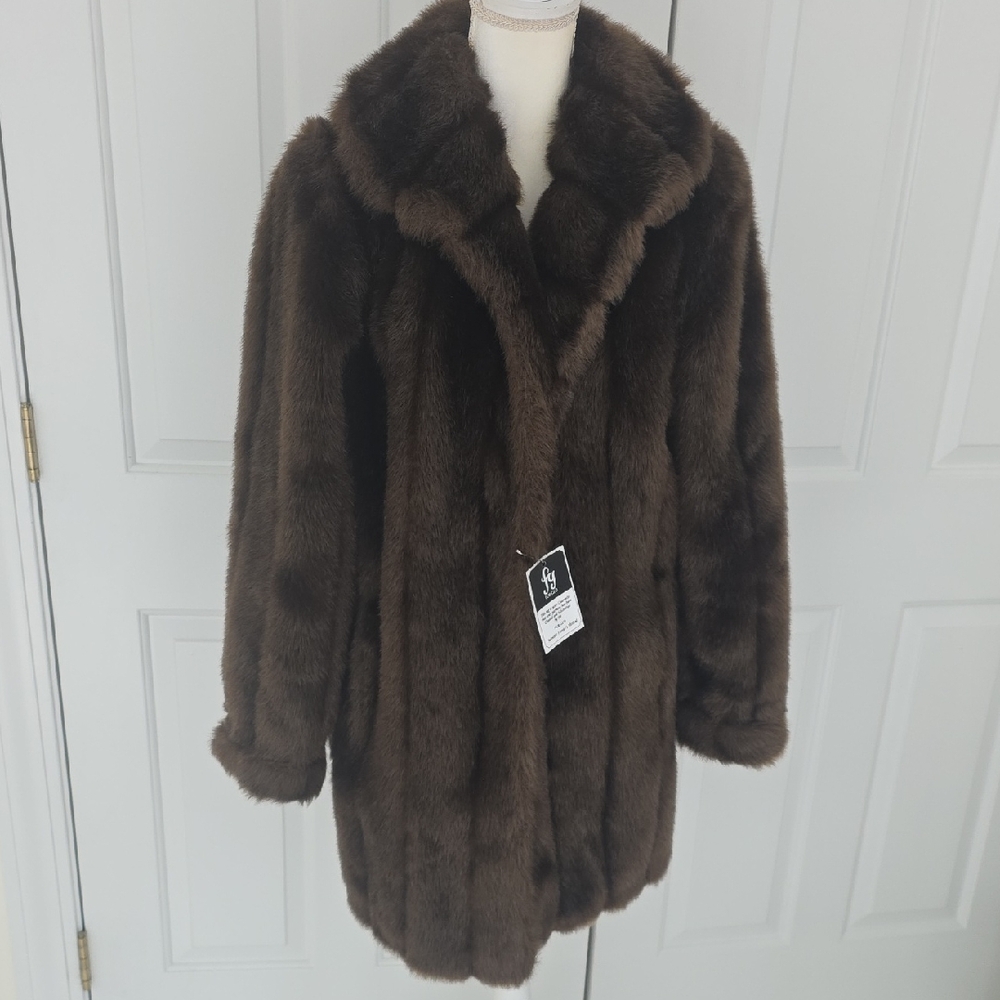 Dennis Basso Brown Faux Mink  Fur Coat XS  Runs Oversized Old Money Luxury